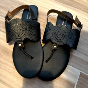 Women’s sandals sz 11 black